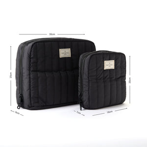 The Showcase Large - Classic Black